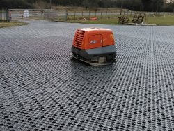 Installing PERFO with a compaction plate
